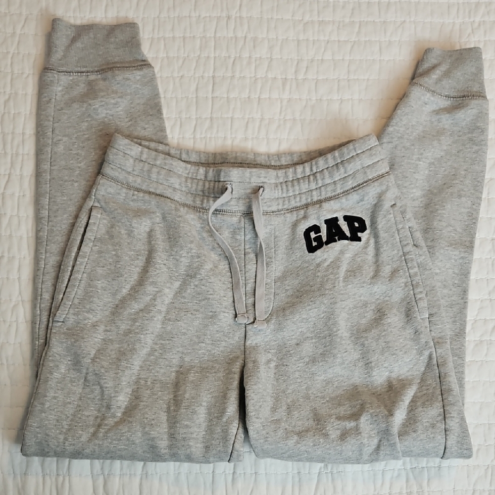 GAP Mens Light Gray Joggers